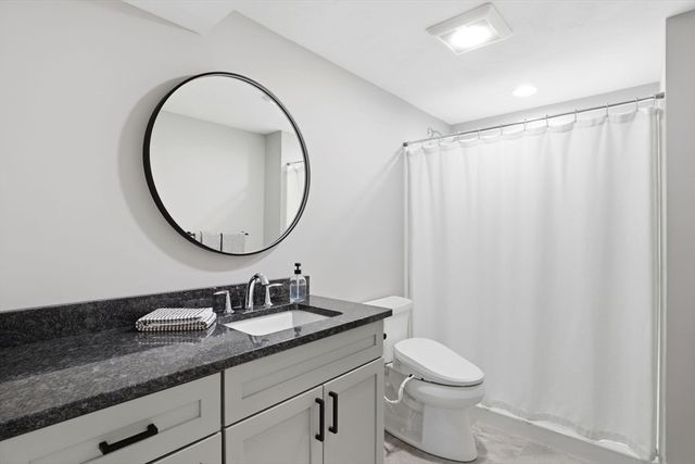 3 Mountain Laurel Way, Plymouth, MA 02360