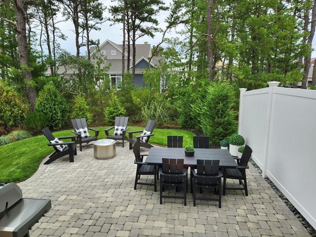 3 Mountain Laurel Way, Plymouth, MA 02360