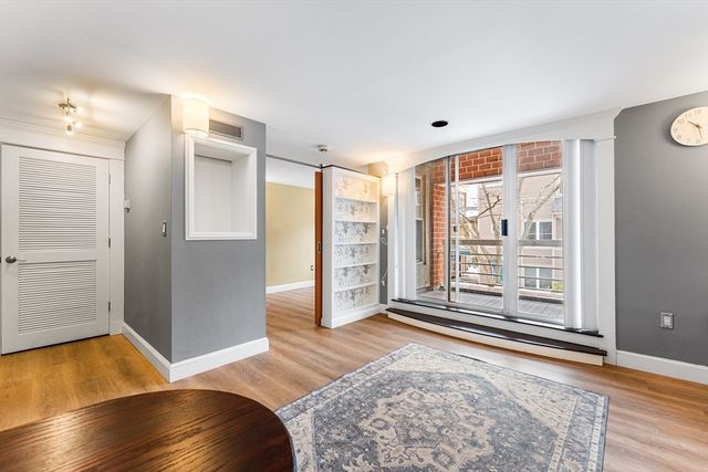 20 Chestnut St 11, Cambridge, MA 02139