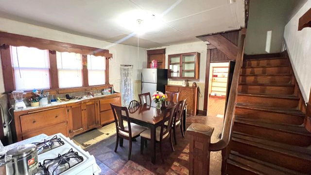 404 Frisco Street, Monett, MO 65708