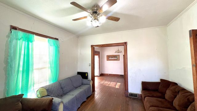 404 Frisco Street, Monett, MO 65708