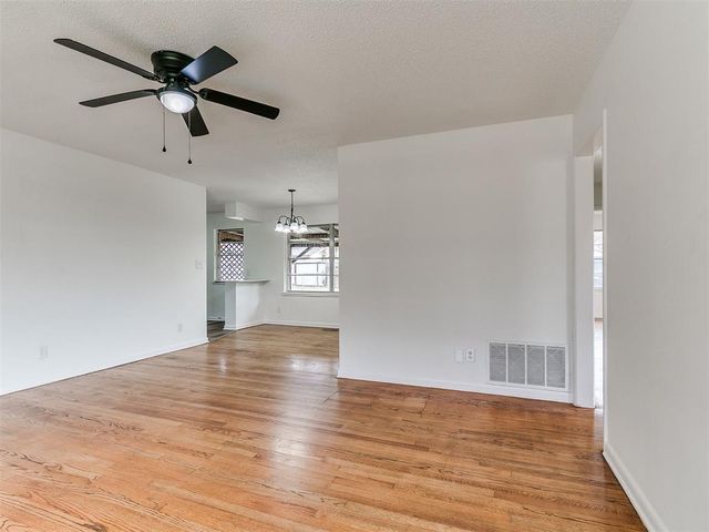 5818 S Eggleston Avenue, Oklahoma City, OK 73109