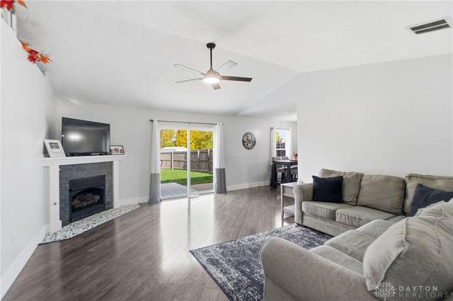 107 Marilyn Way, Brookville, OH 45309