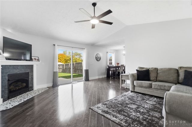 107 Marilyn Way, Brookville, OH 45309