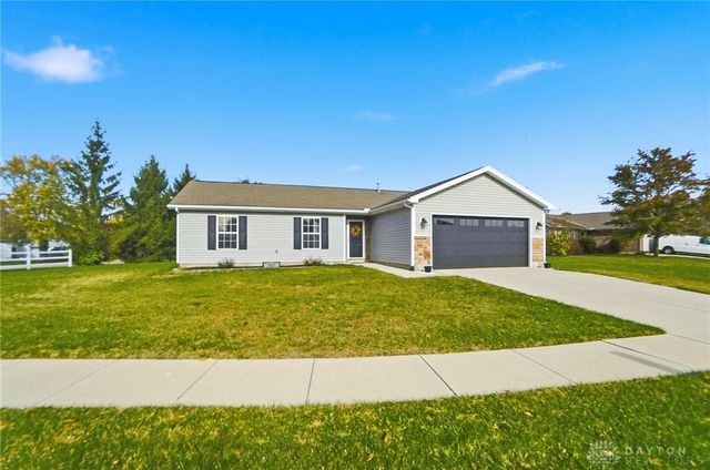 107 Marilyn Way, Brookville, OH 45309