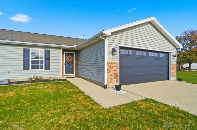 107 Marilyn Way, Brookville, OH 45309