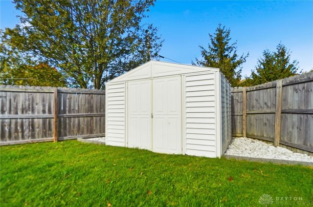 107 Marilyn Way, Brookville, OH 45309