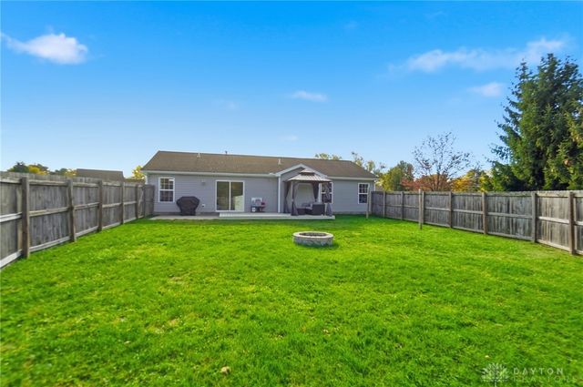 107 Marilyn Way, Brookville, OH 45309