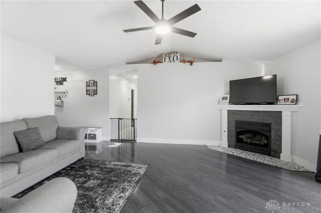 107 Marilyn Way, Brookville, OH 45309