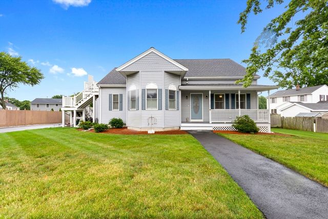 4 Calas Circle, Peabody, MA 01960