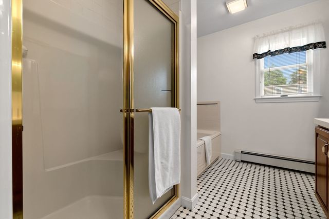 4 Calas Circle, Peabody, MA 01960