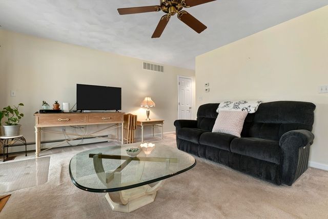 4 Calas Circle, Peabody, MA 01960
