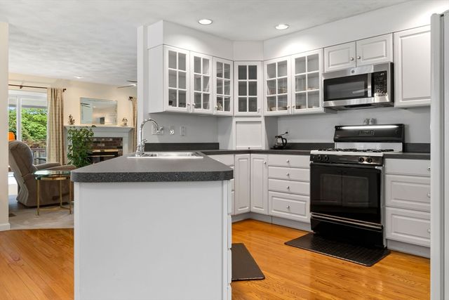 4 Calas Circle, Peabody, MA 01960