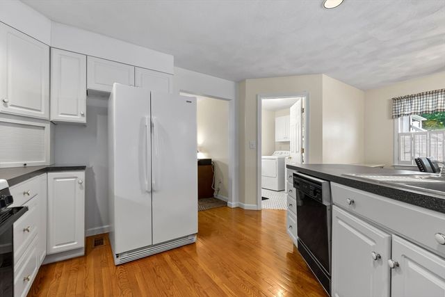 4 Calas Circle, Peabody, MA 01960