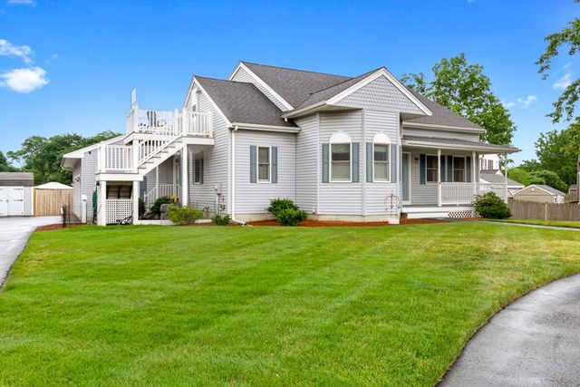 4 Calas Circle, Peabody, MA 01960