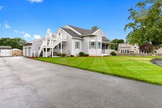 4 Calas Circle, Peabody, MA 01960