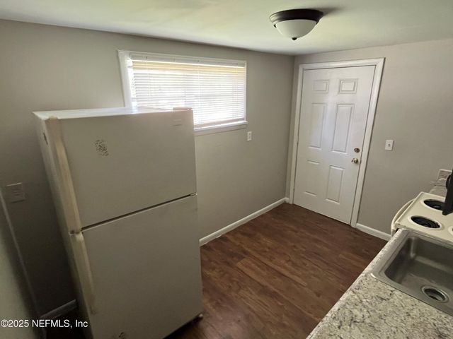 758 ELLIS Road S, Jacksonville, FL 32205