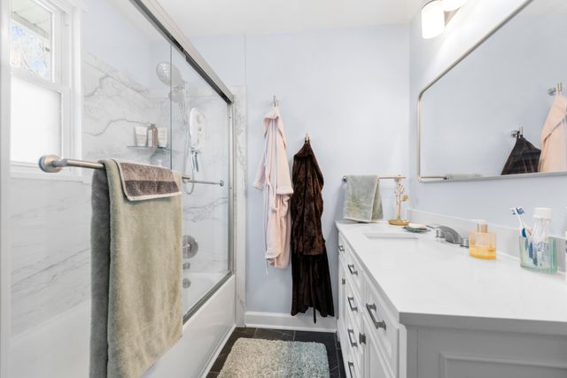 700 Forest Avenue, Royal Oak City, MI 48067