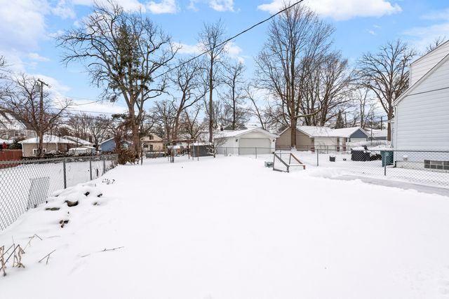 700 Forest Avenue, Royal Oak City, MI 48067