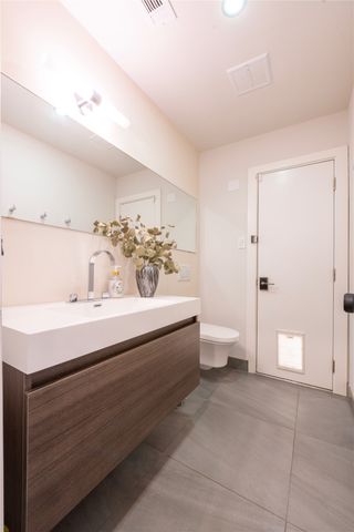 6956 Meadowbriar Lane, Dallas, TX 75230