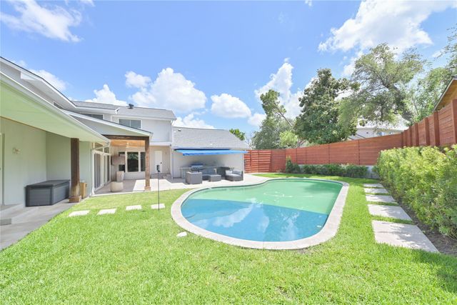 6956 Meadowbriar Lane, Dallas, TX 75230
