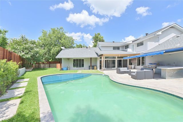 6956 Meadowbriar Lane, Dallas, TX 75230