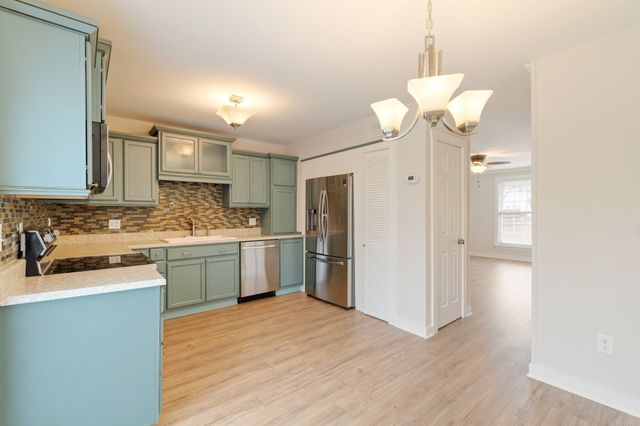 1100 W Main St Apt F4, Franklin, TN 37064