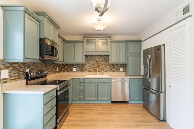 1100 W Main St Apt F4, Franklin, TN 37064