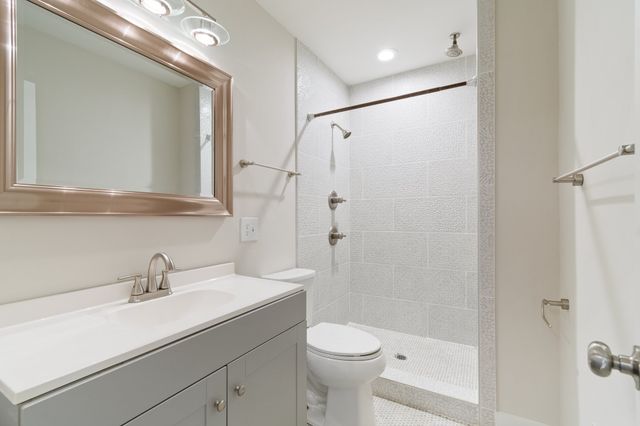 1100 W Main St Apt F4, Franklin, TN 37064