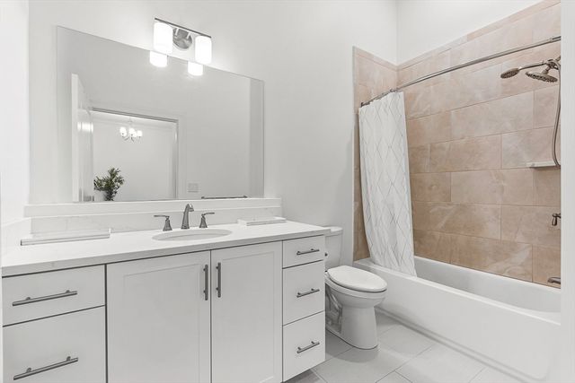 320 Middlesex Ave E403, Medford, MA 02155