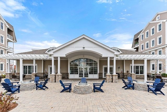 320 Middlesex Ave E403, Medford, MA 02155