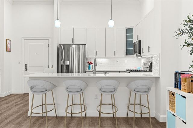 320 Middlesex Ave E403, Medford, MA 02155