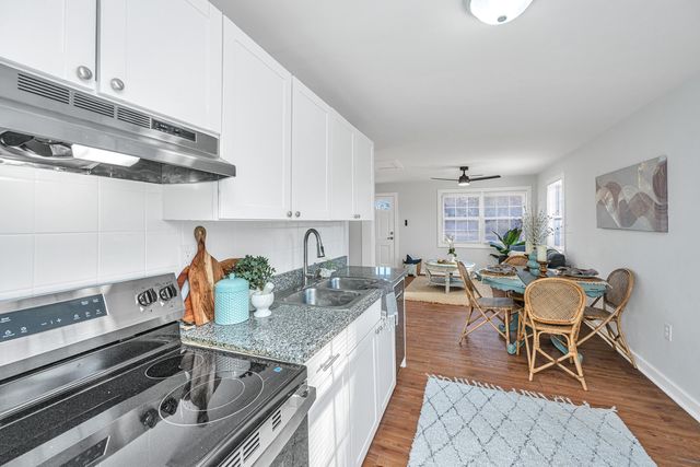 2328 Meridian Road, North Charleston, SC 29405