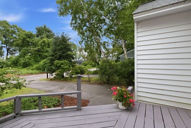 5 Dover Street, Concord, NH 03301