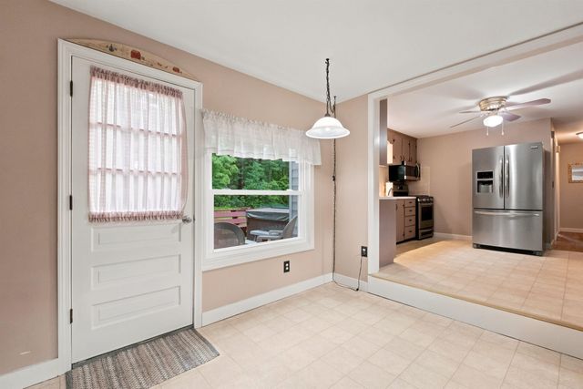 5 Dover Street, Concord, NH 03301