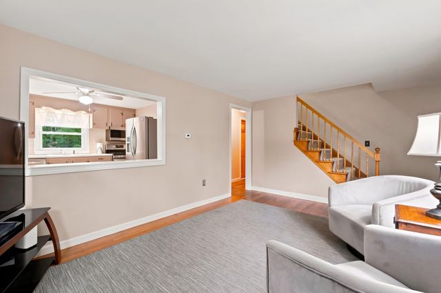 5 Dover Street, Concord, NH 03301