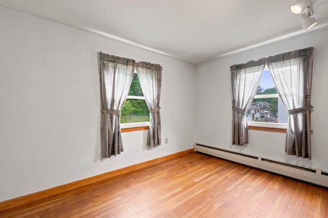 5 Dover Street, Concord, NH 03301