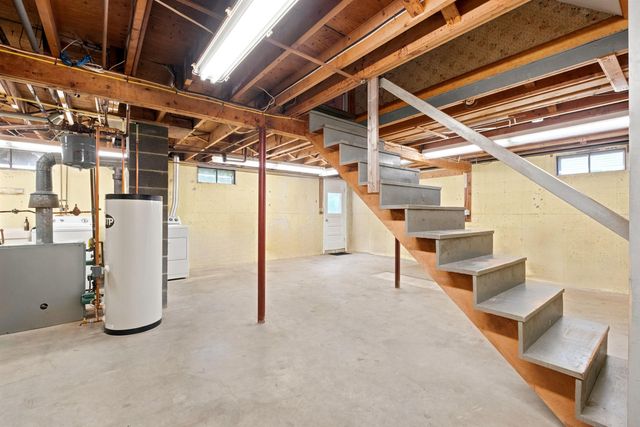 5 Dover Street, Concord, NH 03301
