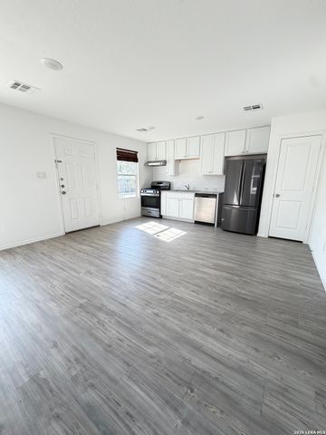 14611 Southton Basin, San Antonio, TX 78223