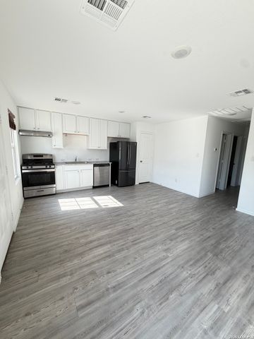 14611 Southton Basin, San Antonio, TX 78223
