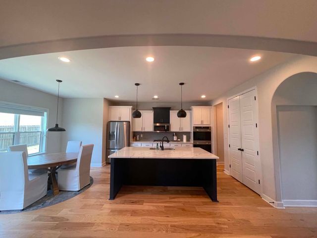 25 BROOK FIELD DR, Somerville, TN 38068