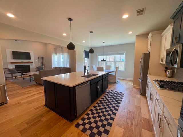 25 BROOK FIELD DR, Somerville, TN 38068