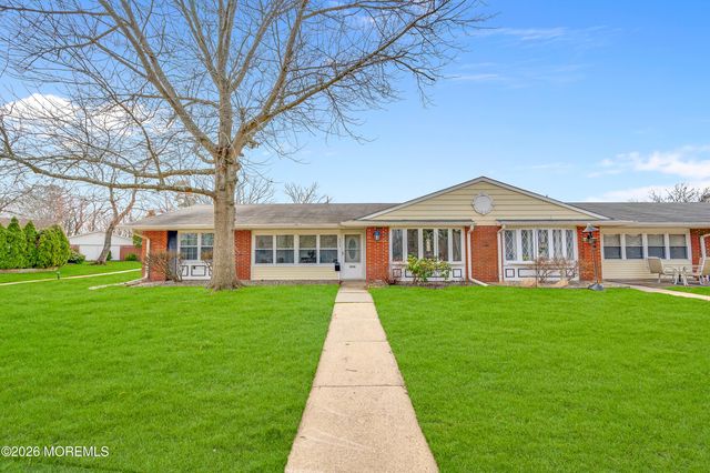 620A Huntington Drive 620A, Lakewood, NJ 08701