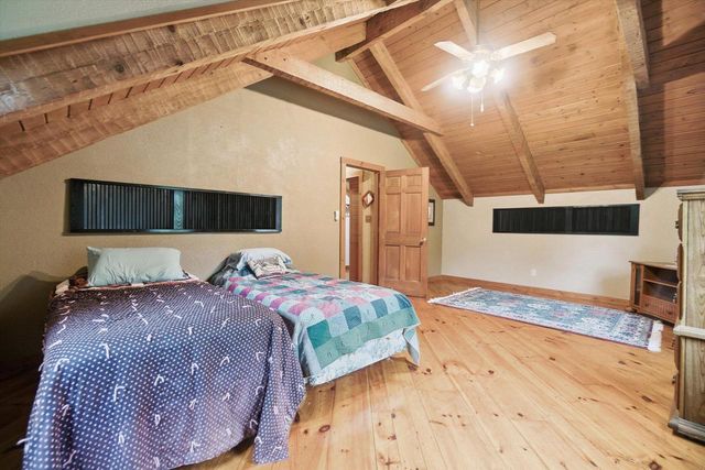 W12149 State Road 21, Coloma, WI 54930