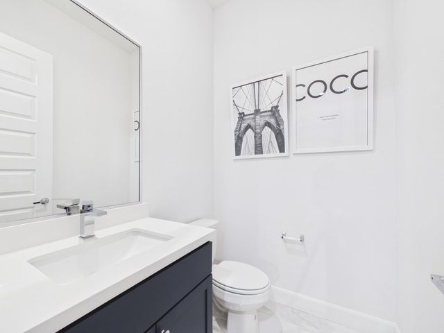 2711 Clinton Drive, Houston, TX 77020