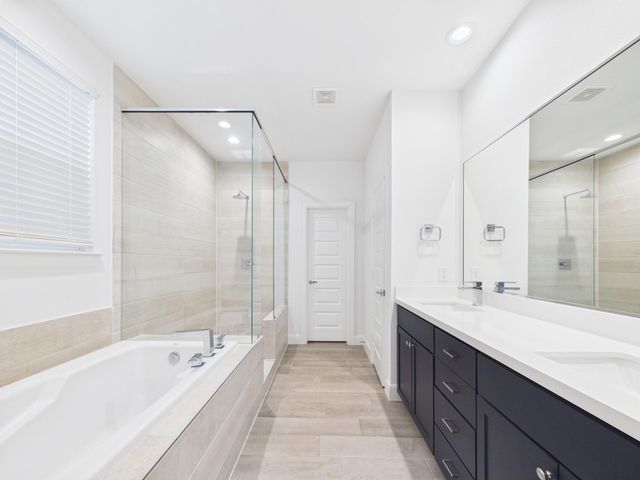 2711 Clinton Drive, Houston, TX 77020