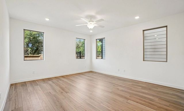 6923 Mission Tejas Drive, Dallas, TX 75228