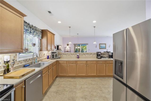 3790 Spring Willow Way, Winston-salem, NC 27107
