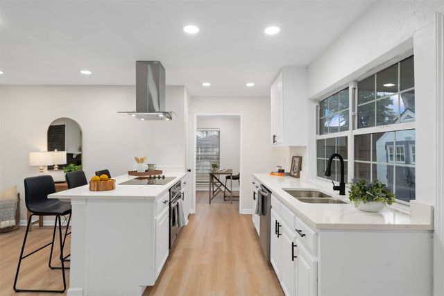 8822 Miami Drive, Rowlett, TX 75088