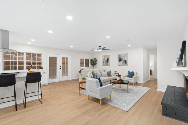 8822 Miami Drive, Rowlett, TX 75088